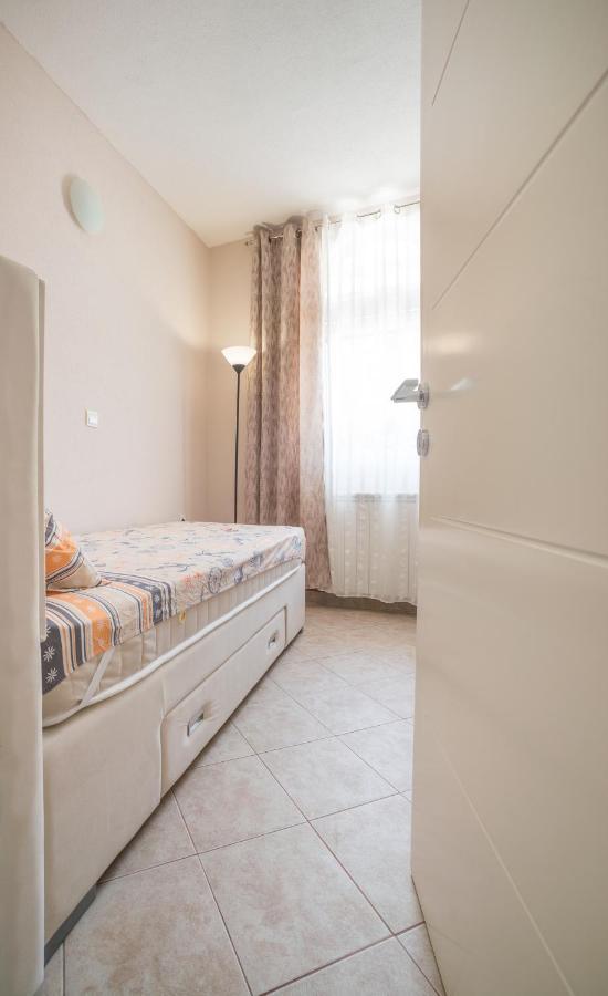 Boka Bay Apartment Kotor Bagian luar foto