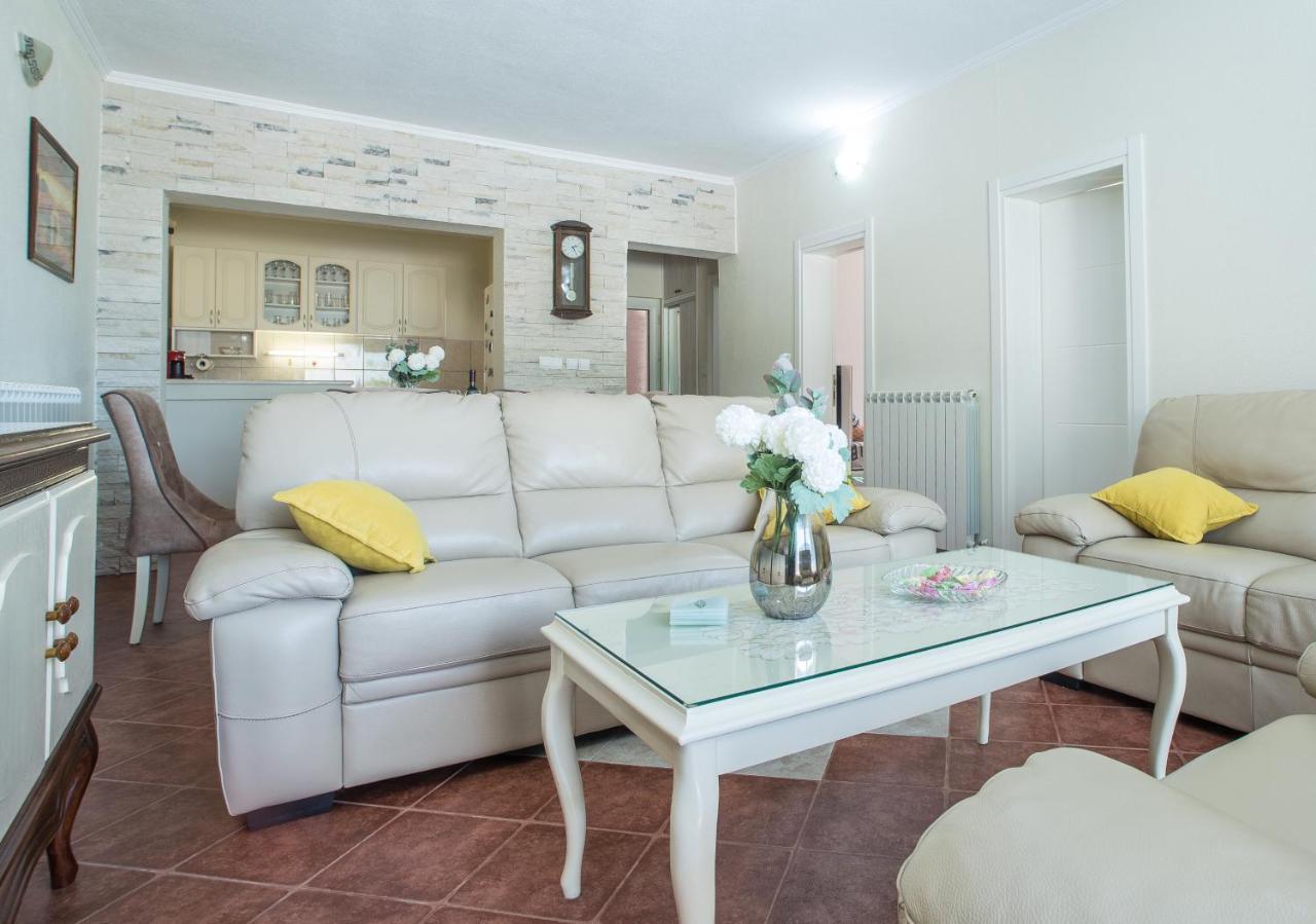Boka Bay Apartment Kotor Bagian luar foto