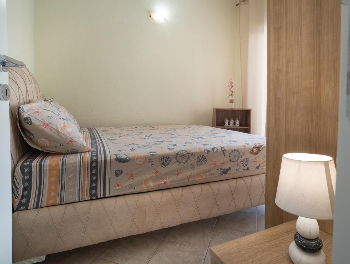 Boka Bay Apartment Kotor Bagian luar foto