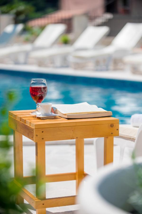 Boka Bay Apartment Kotor Bagian luar foto