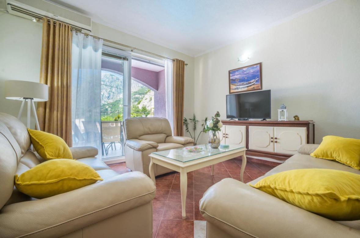 Boka Bay Apartment Kotor Bagian luar foto