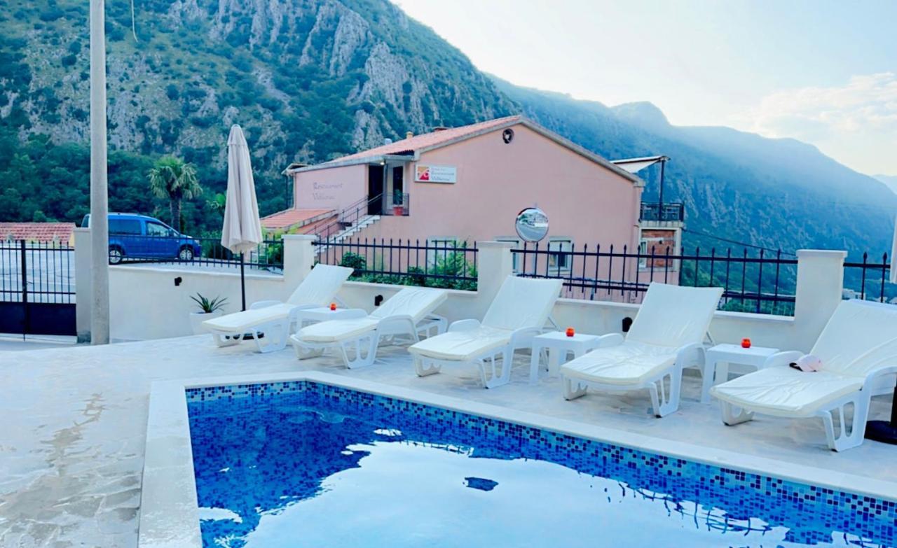 Boka Bay Apartment Kotor Bagian luar foto